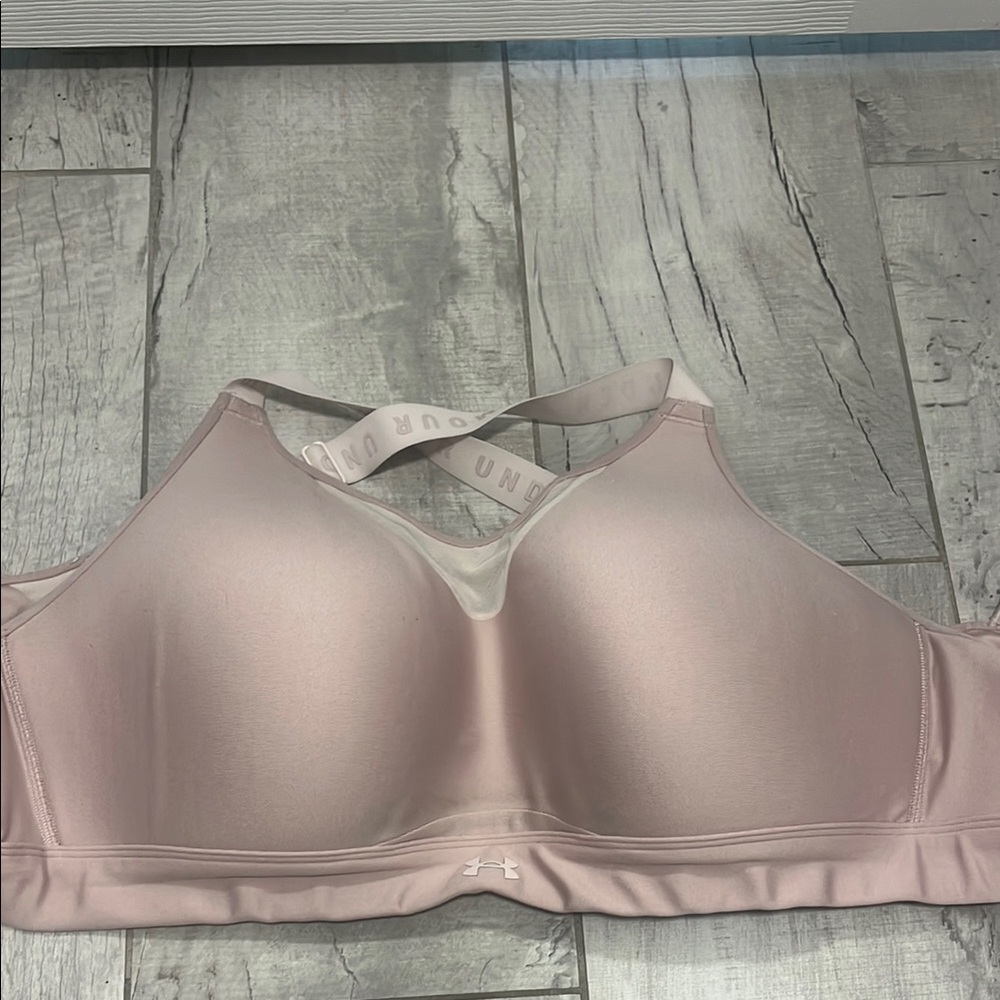 Under Armour Pink Sports Bra with Seamless Design